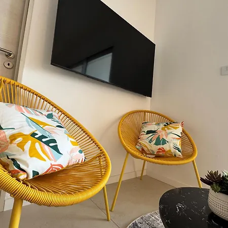 Appartement 225, Coral à La De La Conque