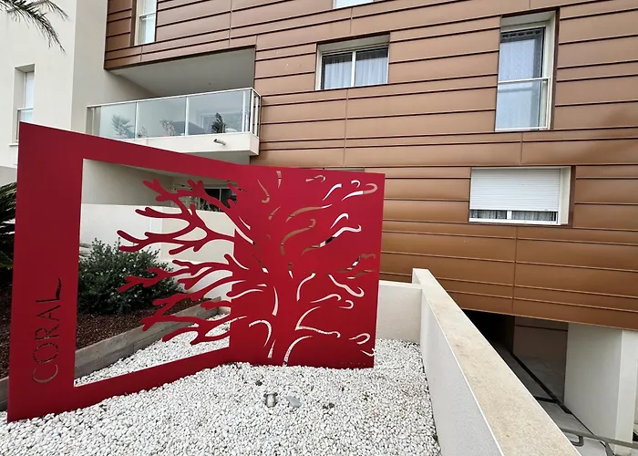 Apartamento 225, Coral à La De La Conque